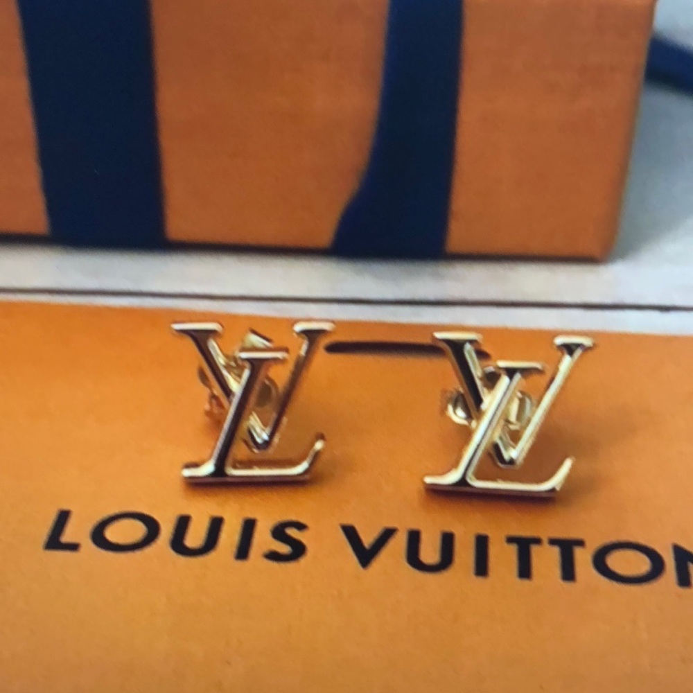 Louis Vuitton Gold Earrings